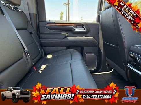 Used 2024 GMC Sierra 3500 Denali w/ Denali Reserve Package AWD/4WD image 28