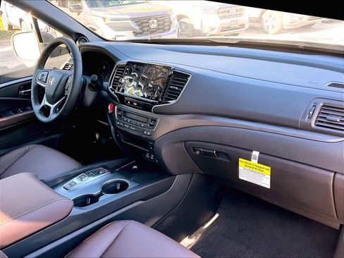 New 2025 Honda Ridgeline RTL image 10