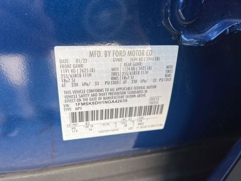 Used 2022 Ford Explorer XLT w/ Equipment Group 202A image 19