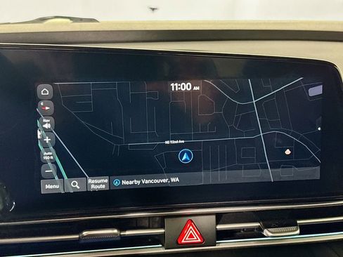 Used 2025 Hyundai Elantra SEL FWD image 16