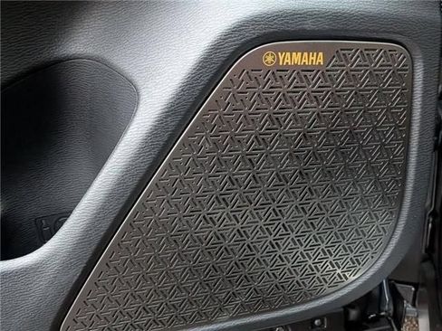 New 2026 Mitsubishi Outlander SEL AWD/4WD image 15