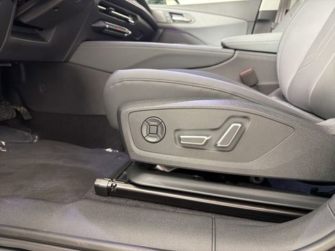 New 2026 Audi Q3 quattro 2.0T AWD/4WD image 13