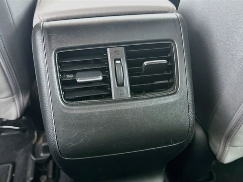 Used 2018 Honda Accord EX image 27