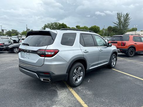 New 2026 Honda Pilot EX-L image 7