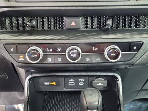 Used 2024 Honda CR-V EX image 27