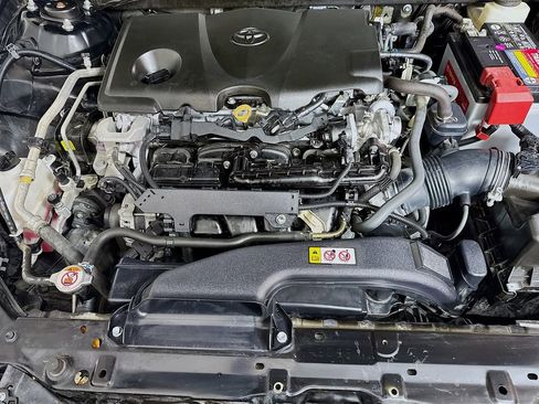 Used 2021 Toyota Camry XSE image 37