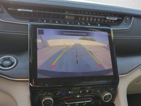 Used 2022 Jeep Grand Cherokee L Overland AWD/4WD image 19