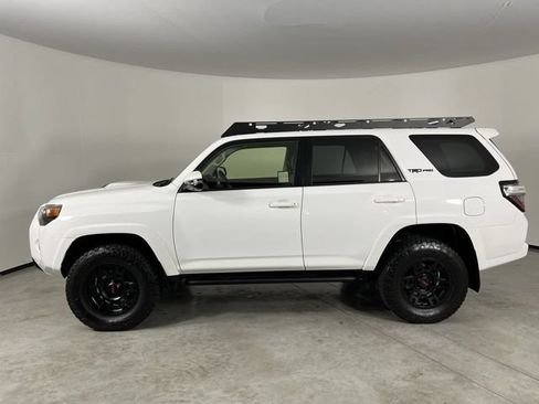 Used 2024 Toyota 4Runner TRD Pro AWD/4WD image 5