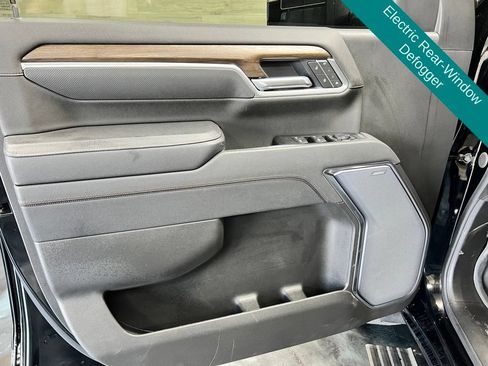 Used 2025 Chevrolet Silverado 2500 High Country w/ High Country Premium Package AWD/4WD image 18