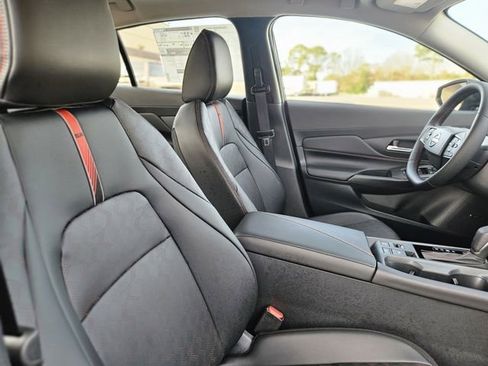 New 2026 Nissan Sentra SR w/ SR Premium Package FWD image 13
