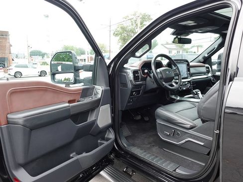 Used 2023 Ford F150 Lariat w/ Equipment Group 502A High AWD/4WD image 17