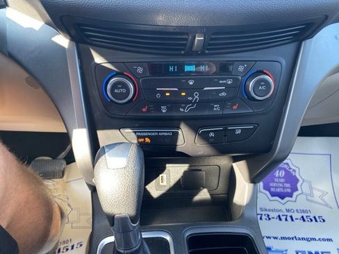 Used 2017 Ford Escape SE w/ SE Cold Weather Package image 24