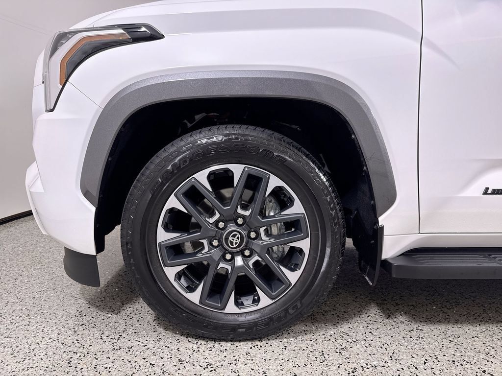 Used 2025 Toyota Sequoia Limited AWD/4WD image 10