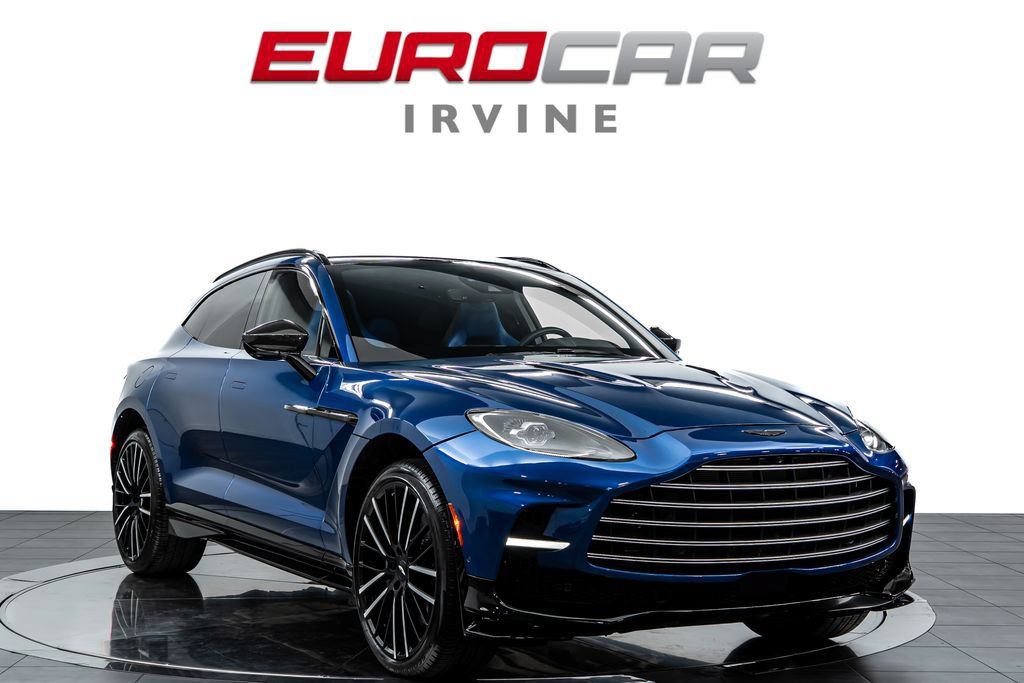 Used 2023 Aston Martin DBX 707 AWD/4WD image 7