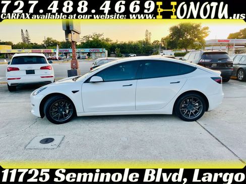 Used 2023 Tesla Model 3 Standard Range RWD image 5