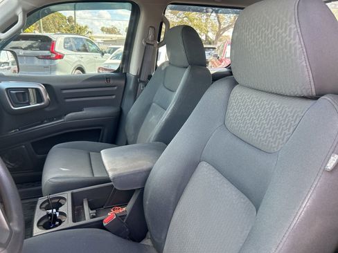 Used 2013 Honda Ridgeline RTS image 10