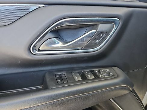 Used 2023 GMC Yukon XL AT4 w/ AT4 Premium Package AWD/4WD image 24