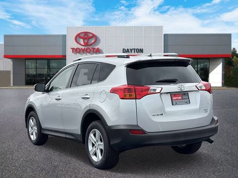 Used 2013 Toyota RAV4 XLE AWD/4WD image 4