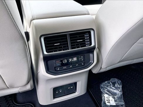 New 2026 Volkswagen Atlas SEL Premium R-Line AWD/4WD image 18