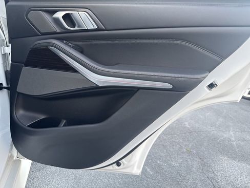 Used 2019 BMW X5 xDrive40i w/ M Sport Package image 55