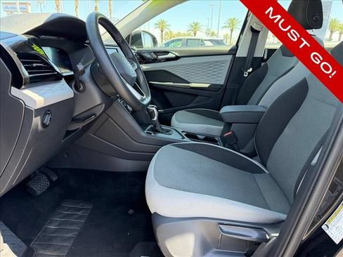 Used 2024 Volkswagen Taos S FWD image 6