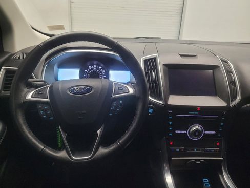 Used 2019 Ford Edge Titanium w/ Cargo Accessory Package FWD image 22