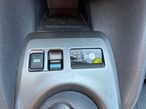 Used 2018 Nissan Leaf S w/ S Charge Package FWD image 24