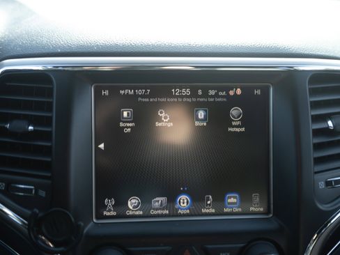 Used 2015 Jeep Grand Cherokee Limited image 10