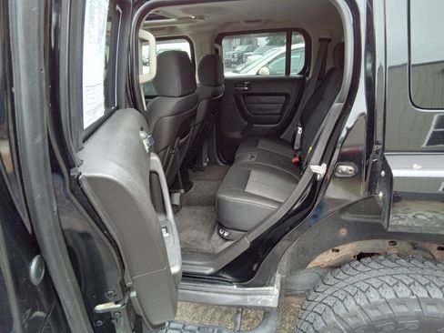 Used 2007 HUMMER H3 AWD/4WD image 11