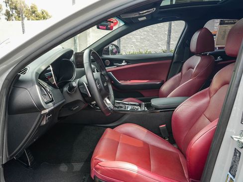 Used 2022 Kia Stinger GT-Line w/ Sun & Sound Package image 17