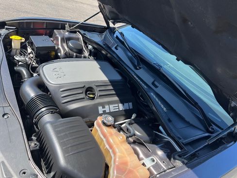 Used 2019 Dodge Charger R/T RWD image 39