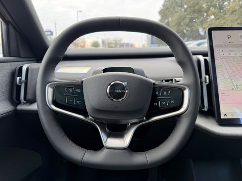 New 2026 Volvo EX30 Cross Country Ultra image 15