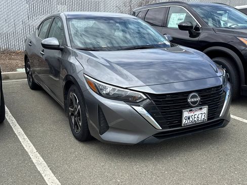 Certified 2024 Nissan Sentra SV FWD image 2