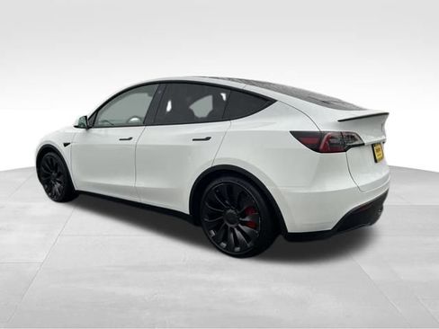 Used 2023 Tesla Model Y Performance image 6
