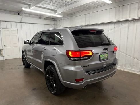 Used 2015 Jeep Grand Cherokee Altitude AWD/4WD image 7