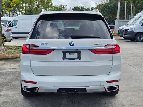 Used 2020 BMW X7 xDrive40i w/ Luxury Seating Package image 6