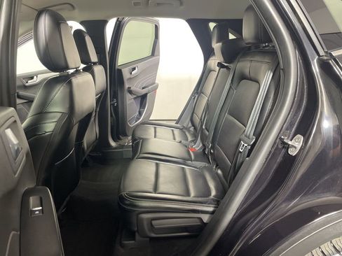 Used 2024 Ford Escape Platinum image 18