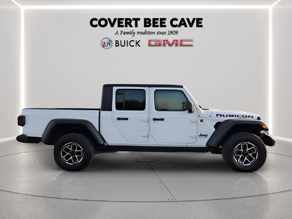 Used 2024 Jeep Gladiator Rubicon w/ Technology Group AWD/4WD image 19