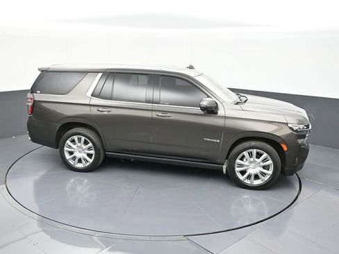 Used 2021 Chevrolet Tahoe High Country w/ Premium Package image 61