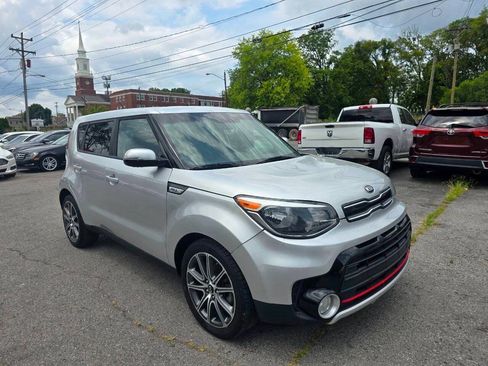 Used 2018 Kia Soul ! w/ Tech Package FWD image 10