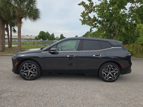Used 2024 BMW iX xDrive50 w/ Sport Package AWD/4WD image 2