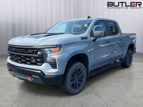 Used 2024 Chevrolet Silverado 1500 Custom Trail Boss w/ LPO, Dark Essentials Package AWD/4WD image 1