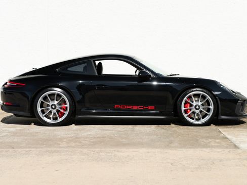 Used 2018 Porsche 911 GT3 RWD image 8