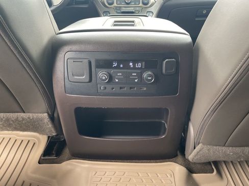 Used 2018 GMC Yukon Denali w/ Open Road Package image 27