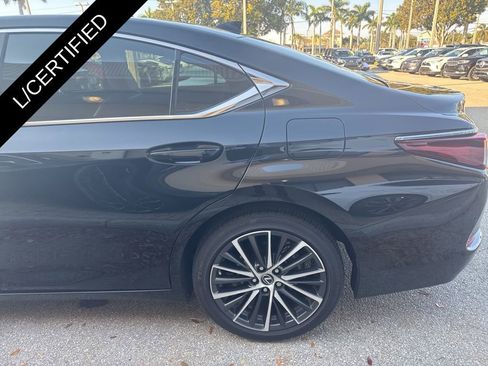 Used 2022 Lexus ES 350 w/ Premium Package image 9