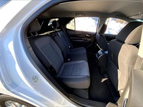 Used 2023 Chevrolet Equinox LT image 16