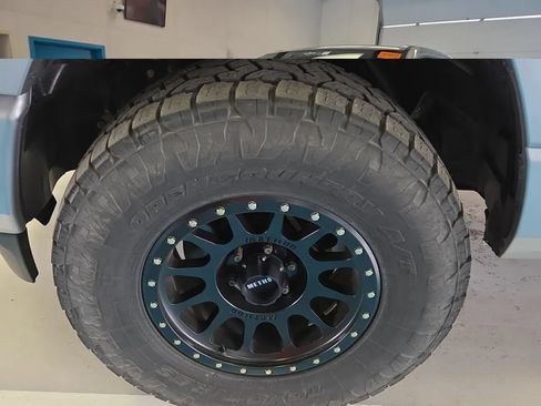 Used 2022 RAM 1500 Big Horn AWD/4WD image 4