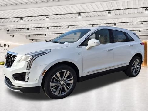 New 2026 Cadillac XT5 Premium Luxury w/ Driver Assist Package FWD image 4