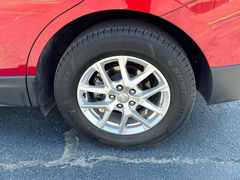 Used 2023 Chevrolet Equinox LT image 24