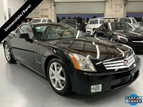 Used 2005 Cadillac XLR image 14